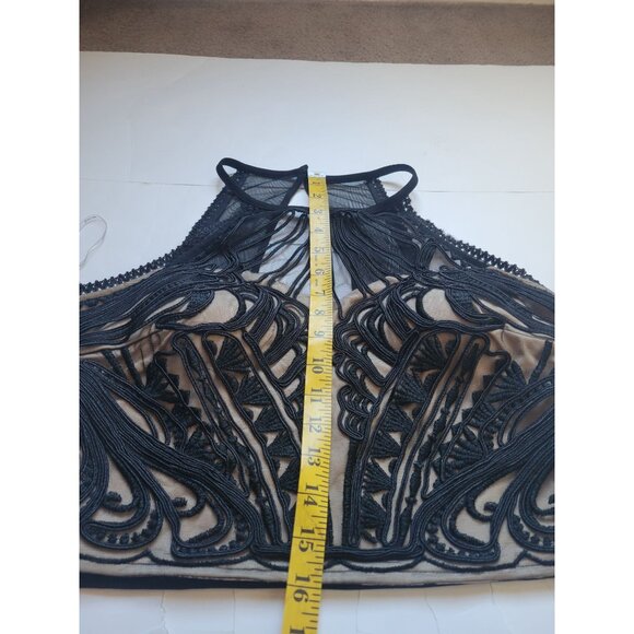 Bebe Black Embroidered Halter Top Size 8 Party Event Clubwear Wedding Cocktail - Picture 11 of 14